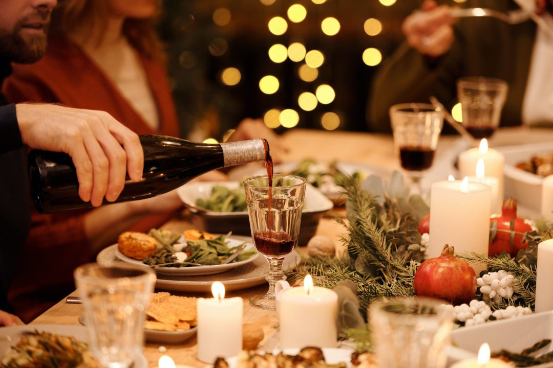 cena natale vino