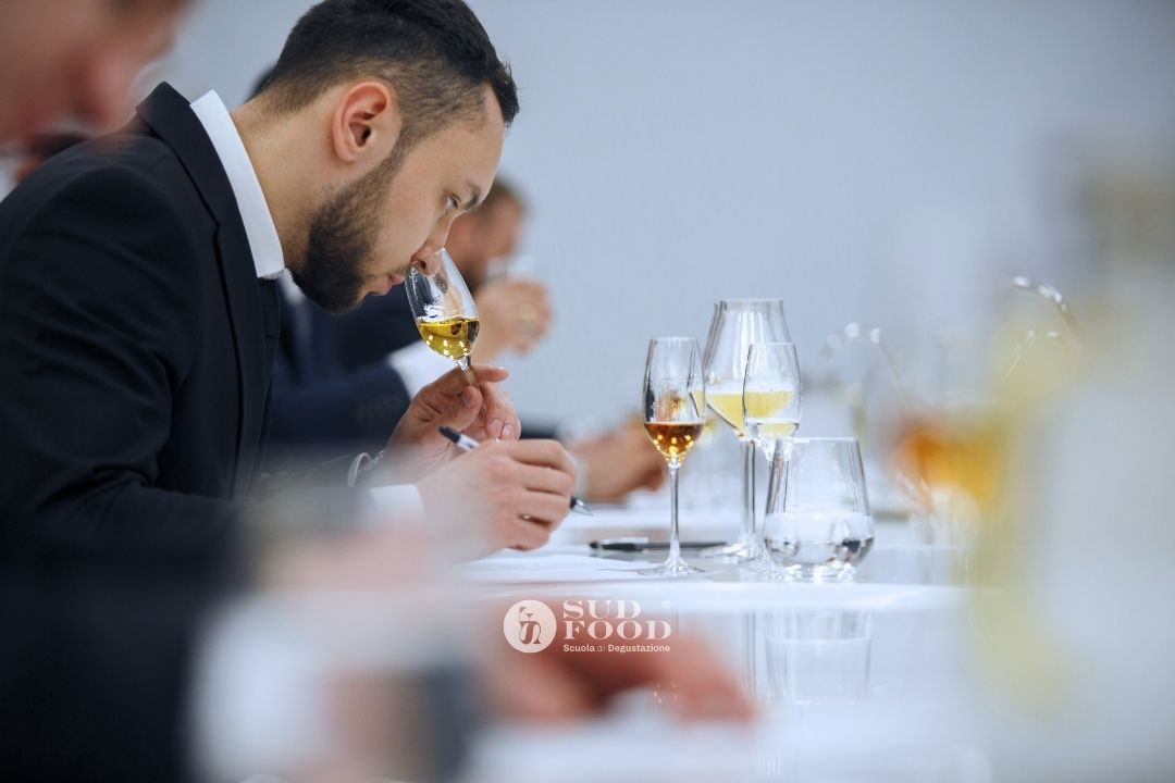 sommelier in aula corsi, corso per sommelier a napoli